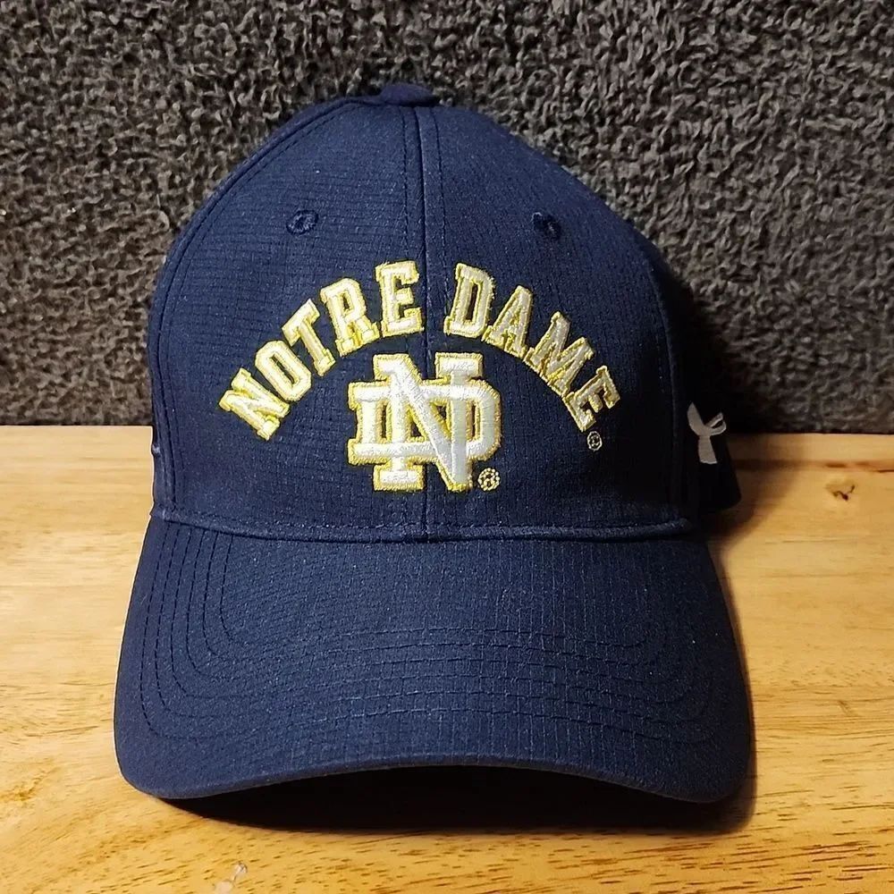 Under Armour Notre Dame Irish L/XL Stretchfit Hat - New